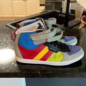 Creative Recreation  Size 10